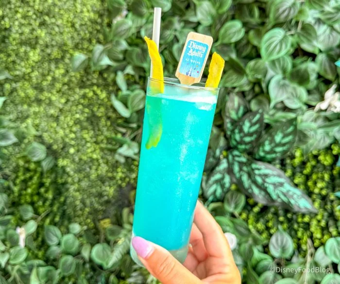 2025-wdw-disney-springs-summer-house-on-the-lake-disney-adults-crawl-mischief-mai-tai-cocktai...webp