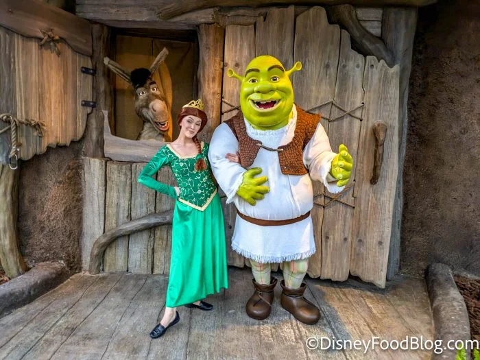 uor-2024-universal-studios-florida-usf-dreamworks-land-media-event-shrek-fiona-donkey-meet-an...webp