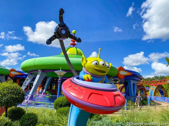 2021-wdw-walt-disney-world-hollywood-studios-toy-story-land-green-alien-alien-swirling-saucer...webp