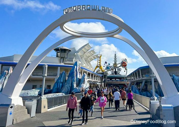 2023-wdw-mk-tomorrowland-entrance-700x497.jpg