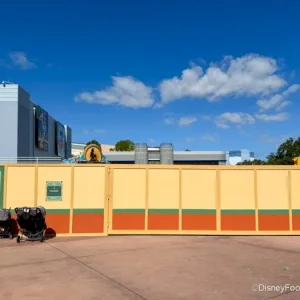 2025-wdw-dhs-animation-courtyard-the-walt-disney-studios-construction-1-700x525.webp