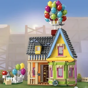 2023-amazon-disney-lego-set-reviewers-love-up-house-2-700x534.webp