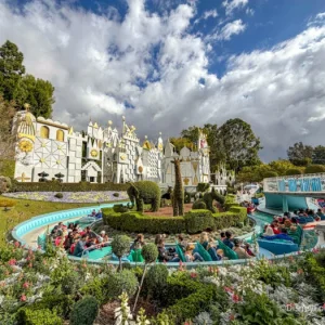 2025-DLR-disneyland-atmo-08-700x525.webp